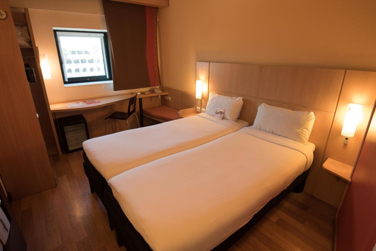 Ibis Constantine Hotel Buitenkant foto